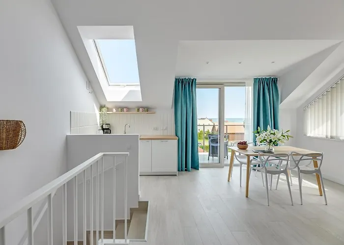 Park Апартаменты Рева